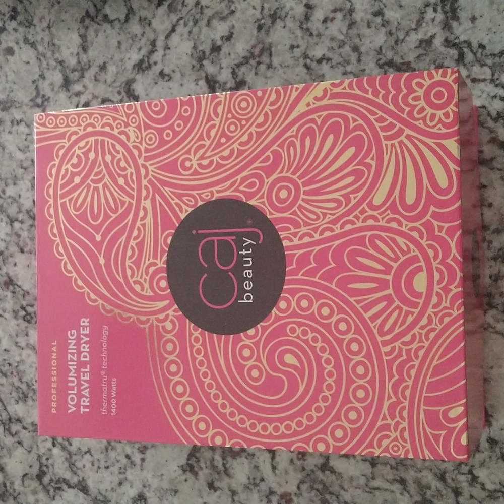 Caj Beauty Volumizing Travel dryer.